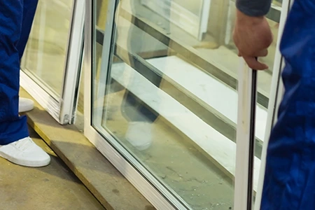 Commercial Glass Repair Technician in Daytona Beach, FL
